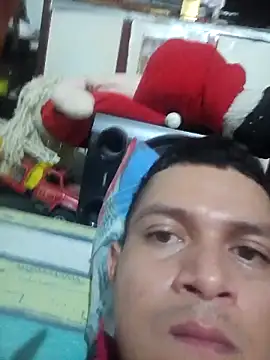 Snapshot of Tred322david chatting on December 2025 07:53:02 PM Tred322david online show from December 2025 07:53:02 PM