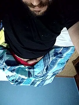 GluingPerson online show from January 2026 05:46:02 AM