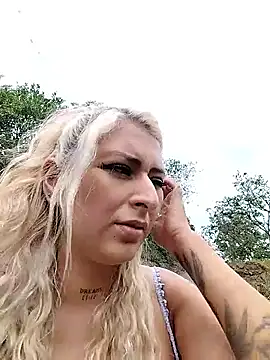 Snapshot of catalella16 chatting on January 2026 06:55:02 PM catalella16 online show from January 2026 06:55:02 PM