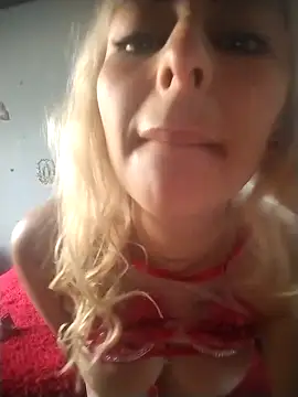 Snapshot of catalella16 chatting on February 2026 12:21:01 PM catalella16 online show from February 2026 12:21:01 PM