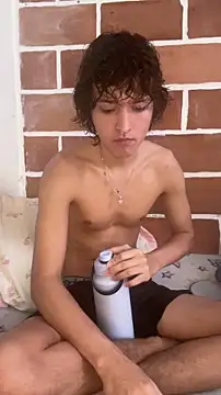 JoelnClouds online show from April 2026 04:14:01 PM