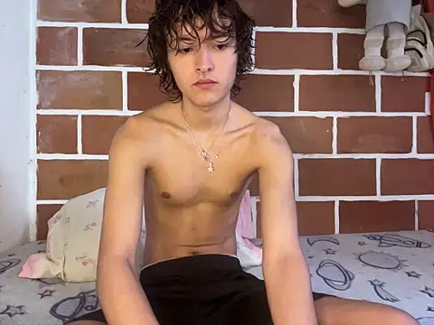 JoelnClouds online show from April 2026 05:03:01 PM