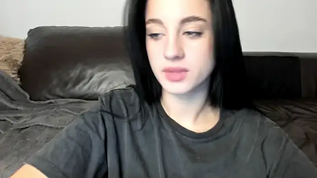 LexiSinnn online show from November 2025 05:32:02 AM