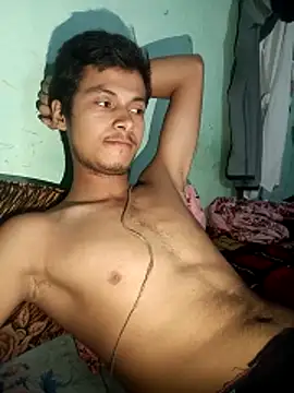 Snapshot of maxmishra18 chatting on October 2025 09:57:02 AM maxmishra18 online show from October 2025 09:57:02 AM