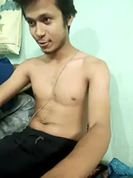 Snapshot of maxmishra18 chatting on November 2025 07:47:02 AM maxmishra18 online show from November 2025 07:47:02 AM