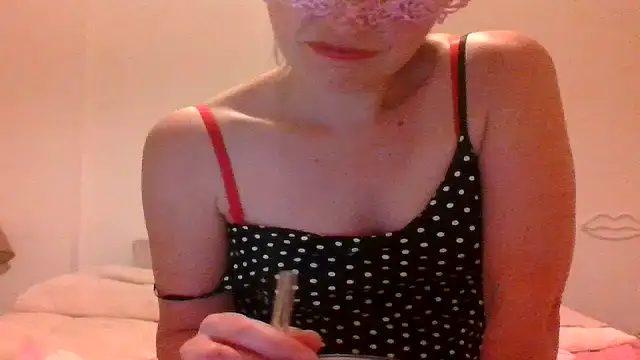 Ava sexy bitch online show from April 2026 08:20:01 PM