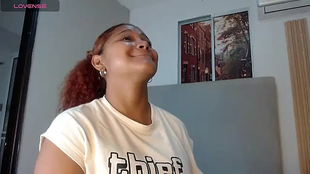 Snapshot of miel_alisha chatting on April 2026 12:40:01 PM miel alisha online show from April 2026 12:40:01 PM