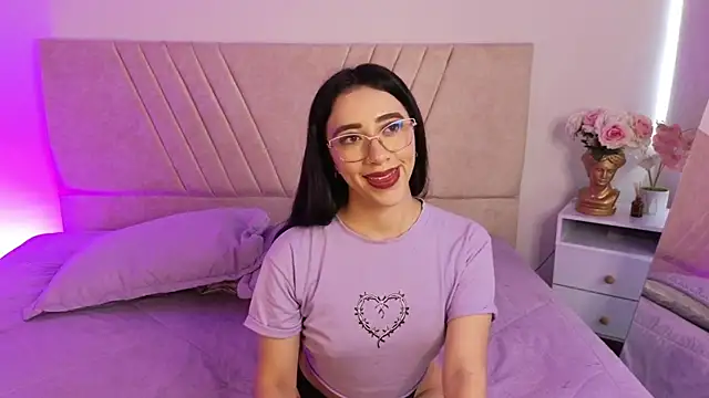 GabbieHill online show from October 2025 08:11:02 PM