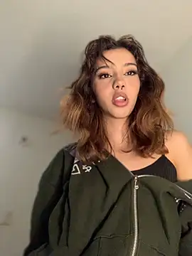 MiaaCute- online show from February 2026 12:31:01 AM