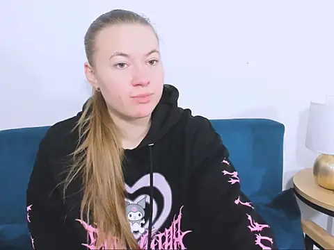 LeaNaughty online show from December 2025 07:37:01 AM