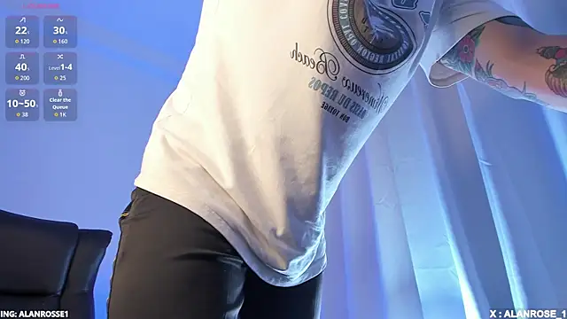 AlanRose01 online show from December 2025 01:39:01 PM