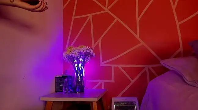 Snapshot of Violetafetish-dirty chatting on March 2025 01:37:02 AM Violetafetish-dirty online show from March 2025 01:37:02 AM