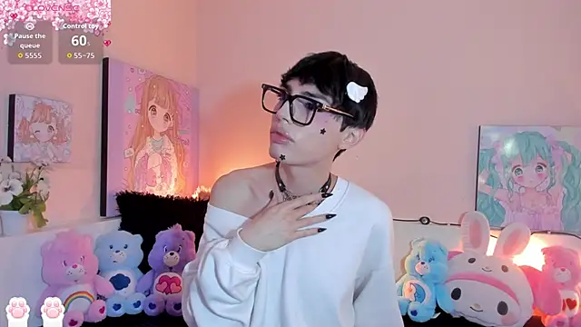 Strawberry Kitty  online show from February 2026 04:16:01 AM