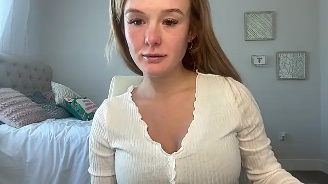 Amberjayxox0 online show from October 2025 06:20:01 PM