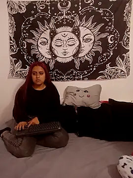 Snapshot of emily_n_abby chatting on November 2025 12:16:02 PM emily n abby online show from November 2025 12:16:02 PM