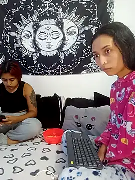 emily n abby online show from February 2026 01:27:02 PM