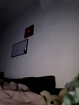 Snapshot of curvygirrlll chatting on October 2025 09:49:01 PM curvygirrlll online show from October 2025 09:49:01 PM