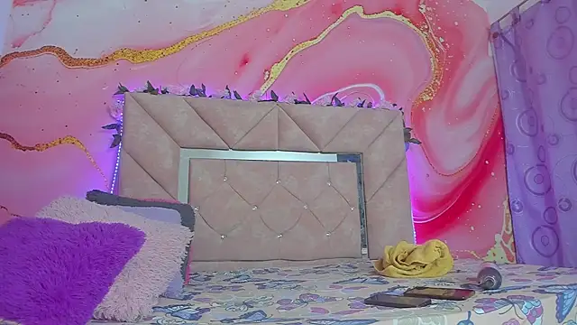 mia  blaze   online show from December 2025 03:12:02 AM