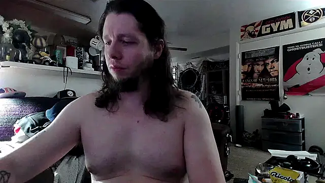 biggerisbetter12 online show from October 2025 02:54:01 PM