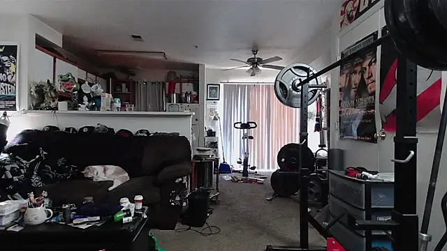 biggerisbetter12 online show from March 2026 03:41:02 PM