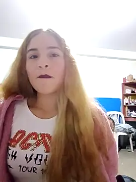 Snapshot of Lana_pohenix chatting on November 2025 03:06:01 AM Lana pohenix online show from November 2025 03:06:01 AM