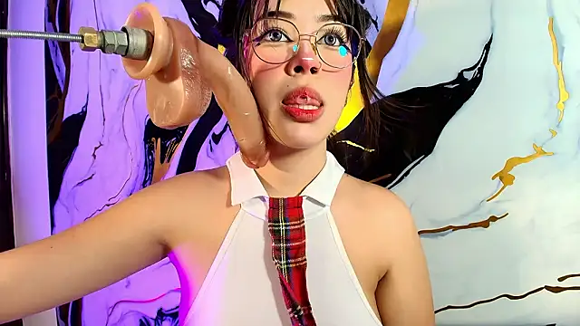 sophiie18 online show from March 2026 12:08:01 PM