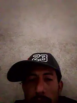 Snapshot of Orlao25cm chatting on November 2025 05:35:01 PM Orlao25cm online show from November 2025 05:35:01 PM