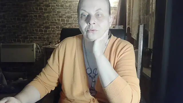 Diamond Bite online show from October 2025 08:27:02 PM