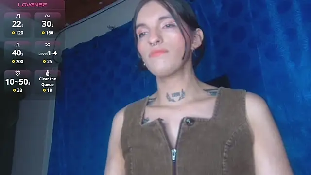 Snapshot of Scarlett_crastrawberry chatting on November 2025 09:24:02 PM Scarlett crastrawberry online show from November 2025 09:24:02 PM