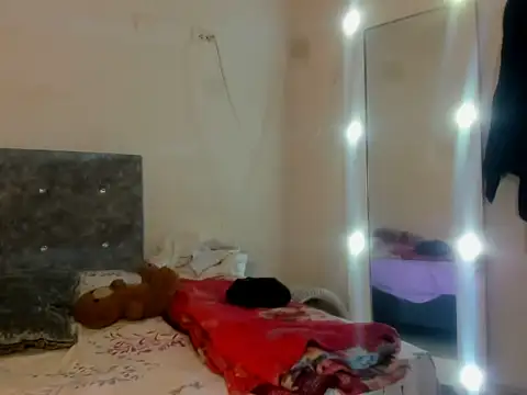 Snapshot of bad_girl_xxx chatting on November 2025 07:18:02 AM bad girl xxx online show from November 2025 07:18:02 AM