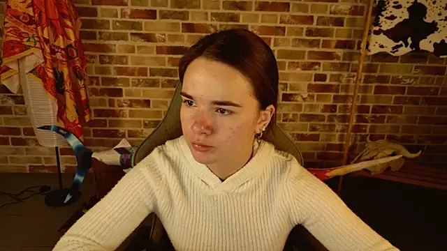 May Bloom online show from November 2025 05:19:02 AM