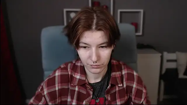 Snapshot of guitarandangell chatting on November 2025 06:45:02 AM guitarandangell online show from November 2025 06:45:02 AM