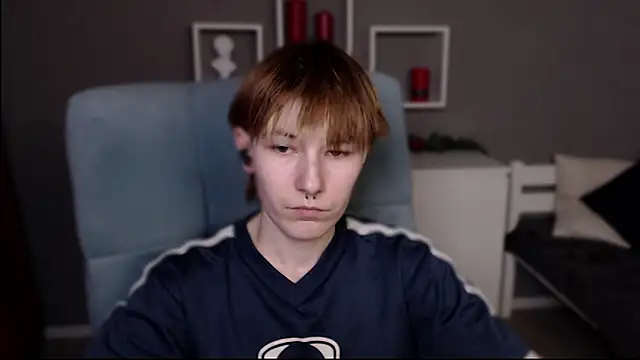 guitarandangell online show from February 2026 02:33:01 AM