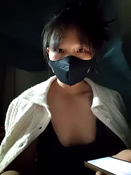 Snapshot of linh-miu99 chatting on November 2025 01:40:01 PM linh-miu99 online show from November 2025 01:40:01 PM