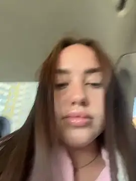 KiraSunshine online show from April 2026 06:02:02 AM