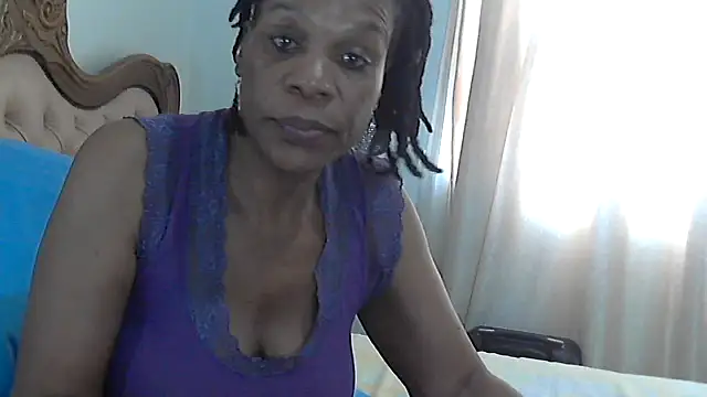 Hotcougar online show from January 2026 09:02:02 AM