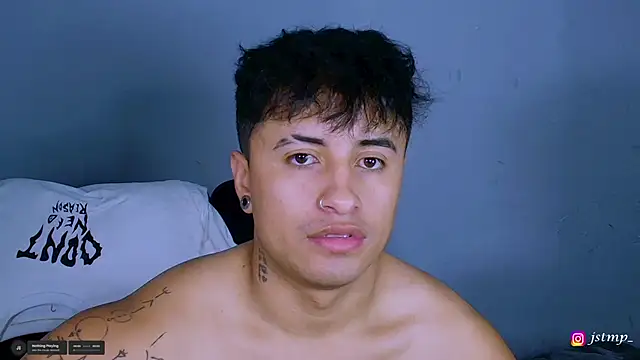 jhon mendoza  online show from November 2025 06:57:02 PM