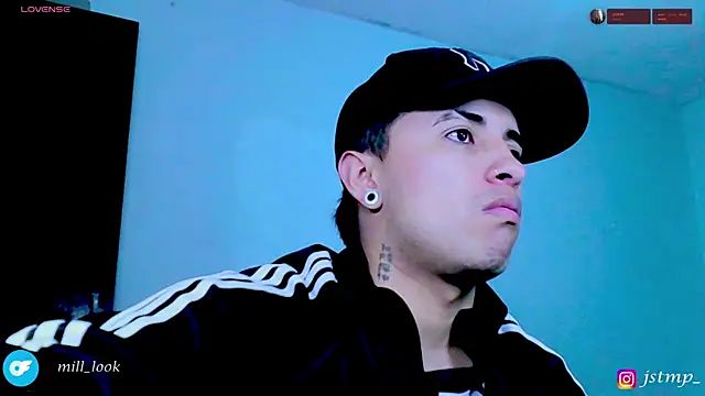 jhon mendoza  online show from November 2025 03:30:01 AM