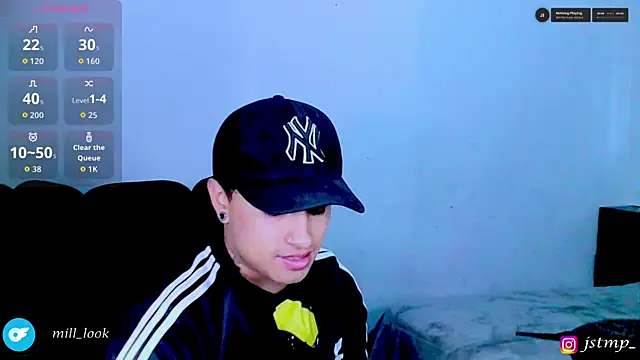 jhon mendoza  online show from November 2025 08:55:01 PM