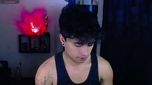 jhon mendoza  online show from December 2025 02:32:02 PM