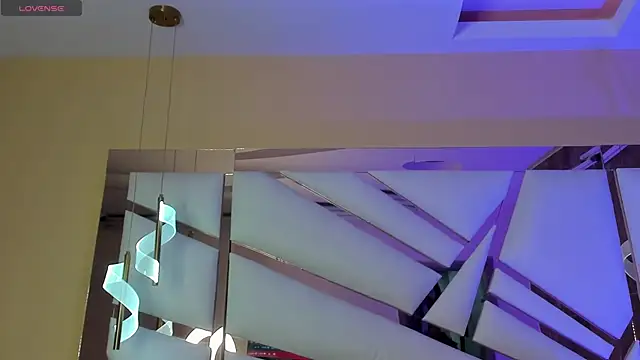 Catalina-Thompson online show from April 2026 12:53:02 PM