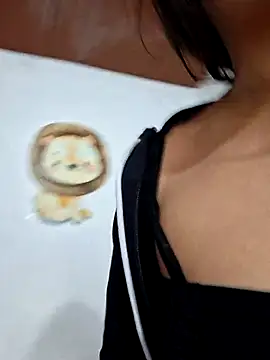 Snapshot of chloebrownn03 chatting on November 2025 09:39:02 PM chloebrownn03 online show from November 2025 09:39:02 PM