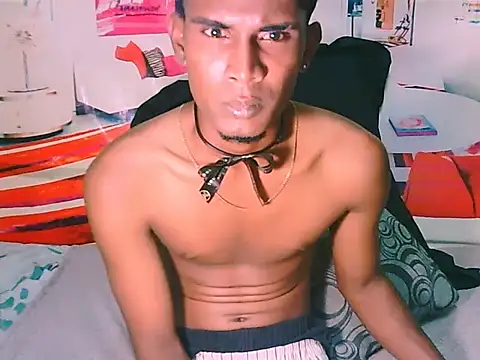 IndianThuggin online show from November 2025 04:30:01 PM