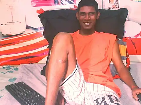 IndianThuggin online show from November 2025 08:39:02 AM