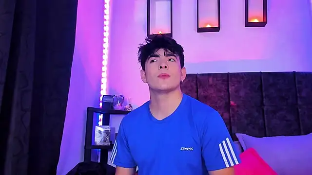 Snapshot of Theo_Noxxx chatting on October 2025 05:35:01 PM Theo Noxxx online show from October 2025 05:35:01 PM