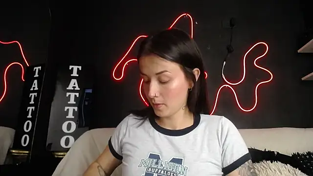 Emma sweet hot online show from April 2026 04:36:02 PM