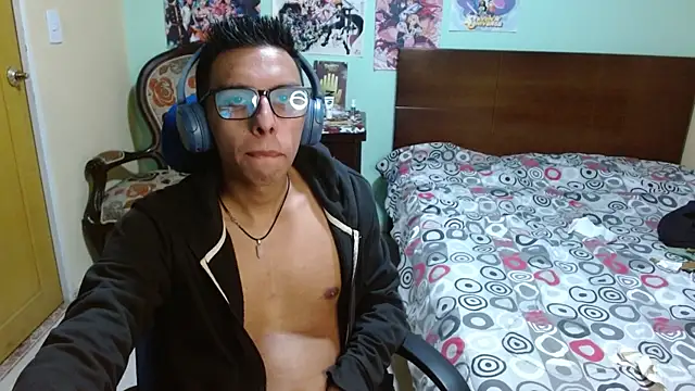 Snapshot of DavTwink3100 chatting on November 2025 02:09:01 AM DavTwink3100 online show from November 2025 02:09:01 AM