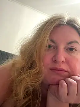 Amelia-Diamond online show from November 2025 11:37:02 PM