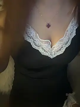 Bong-g online show from April 2026 06:45:01 PM