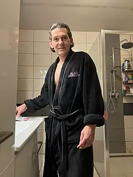 kon77777 online show from November 2025 03:17:01 AM